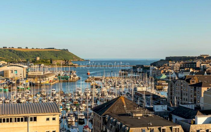 2 Bedroom Apartment To Rent In Exeter Street, Plymouth, PL4