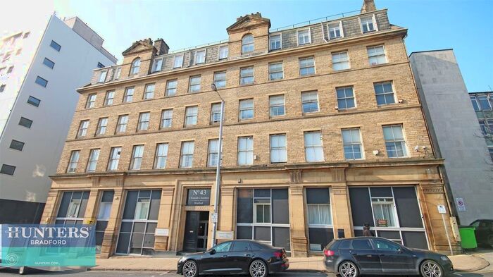 1 Bedroom Flat To Rent In Cheapside Chambers Manor Row, Bradford, West Yorkshire, BD1
