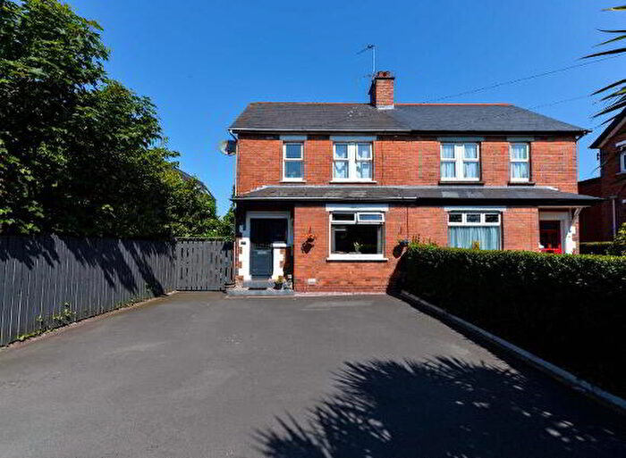 3 Bedroom Semi-Detached House For Sale In Holywood Road, Belfast, BT4