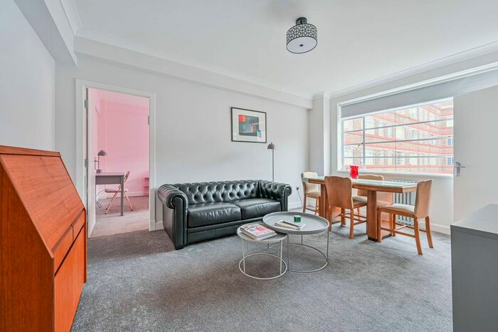 1 Bedroom Flat To Rent In Balham High Road, Balham, London, SW17