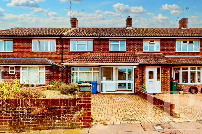 3 Bedroom Terraced House To Rent In Gloucester Road, Crawley, RH10