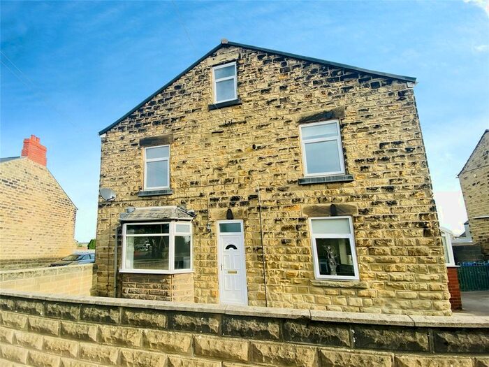 3 Bedroom End Of Terrace House To Rent In High Street, Great Houghton, Barnsley, South Yorkshire, S72