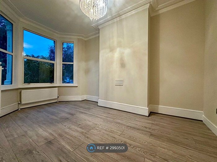 4 Bedroom Terraced House To Rent In Eccleston Road, London, W13