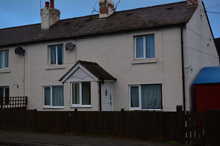 1 Bedroom Flat To Rent In Holt Road, Wrexham, LL13