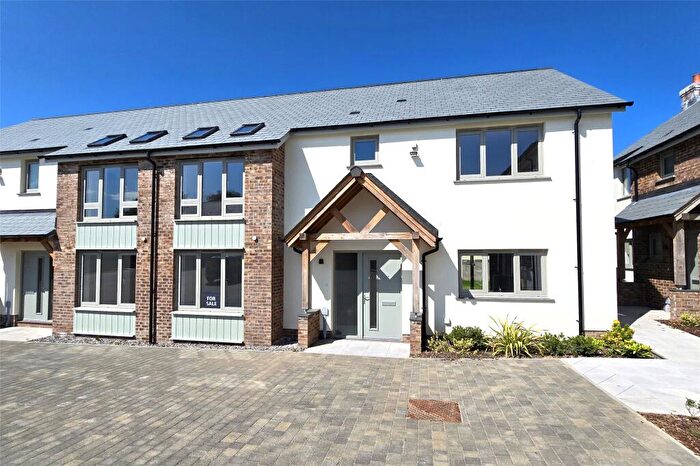 4 Bedroom Semi-Detached House For Sale In Market Gardens, Torrington, Devon, EX38