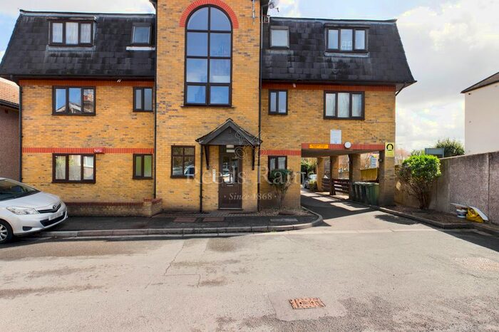 1 Bedroom Flat To Rent In Spring Vale North, Dartford, DA1