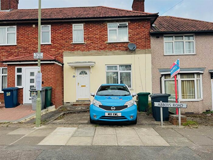 3 Bedroom Terraced House For Sale In Abbots Road, Edgware, HA8