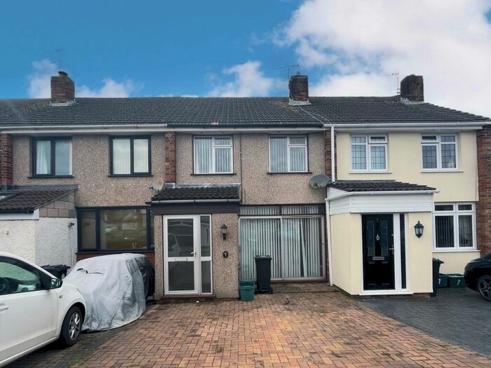 3 Bedroom Terraced House To Rent In Stinchcombe, Yate, BS37