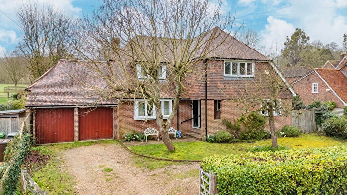 4 Bedroom Detached House For Sale In Hurstbourne Priors, Whitchurch, Hants, RG28