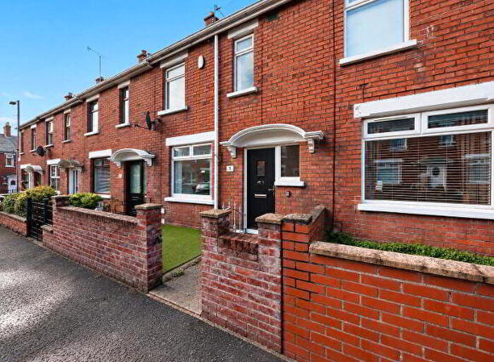3 Bedroom Terrace House For Sale In Sefton Park, Belfast, BT4