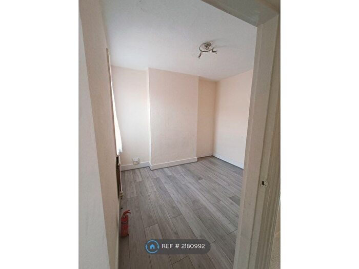 2 Bedroom Terraced House To Rent In Johnstone Road, London, E6