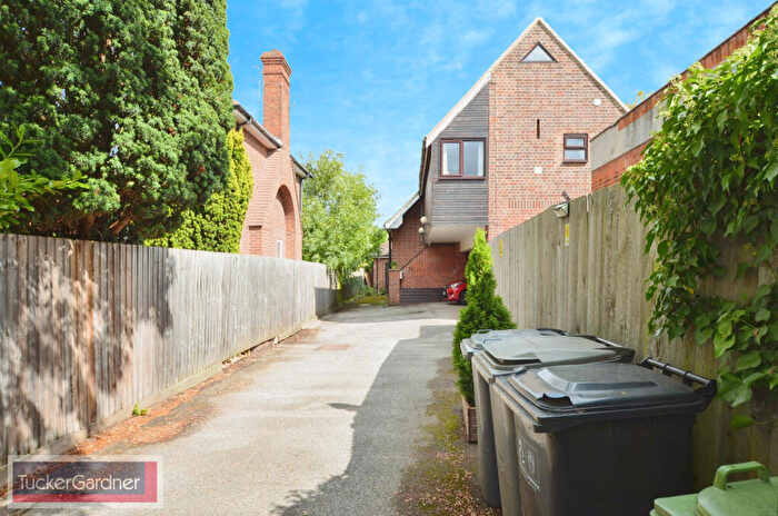 2 Bedroom House To Rent In Shelford Road, Trumpington. ., CB22