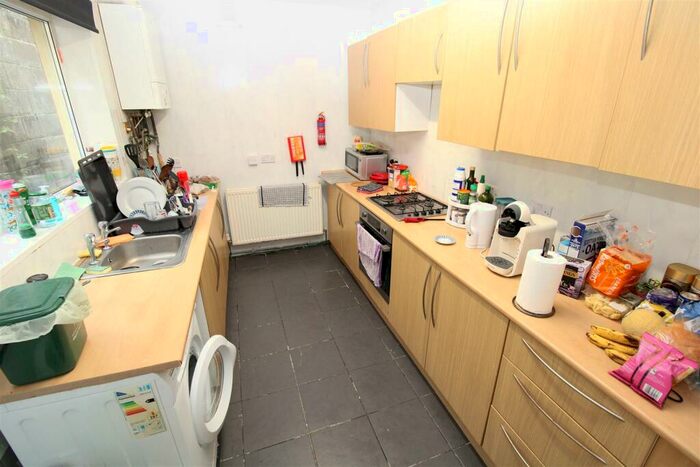 4 Bedroom Terraced House To Rent In Wood Road, Treforest, CF37