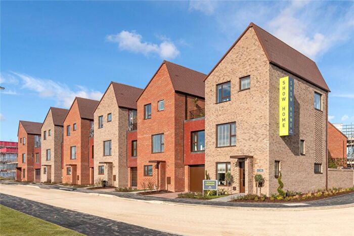 4 Bedroom Link Detached House For Sale In Franklin Gardens, Cambridge, CB3