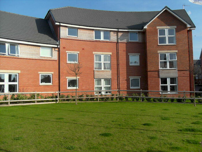 2 Bedroom Flat To Rent In Florey Court, Okus Road, Old Town, Swindon, SN1