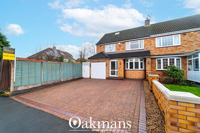 4 Bedroom Semi Detached House For Sale In Rushleigh Road, Shirley, Solihull, Worcestershire, B90