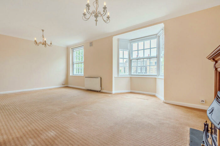 2 Bedroom Apartment To Rent In Tamar House, Kennington Lane, SE11