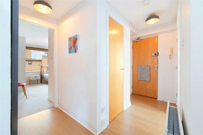 2 Bedroom Flat For Sale In Charlotte Street, Glasgow, Lanarkshire, G1