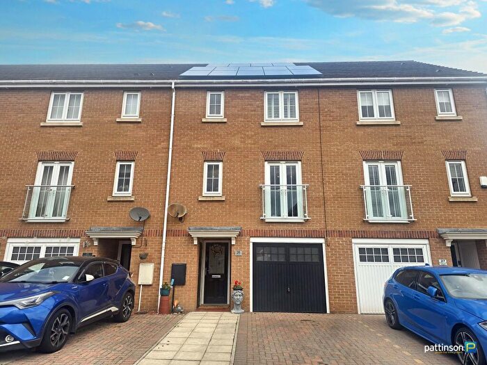 3 Bedroom Town House For Sale In Horton Park, Blyth, Northumberland, NE24