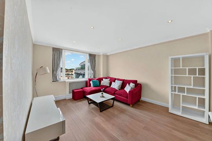 2 Bedroom Flat For Sale In Park Crescent, Regents Park, W1B