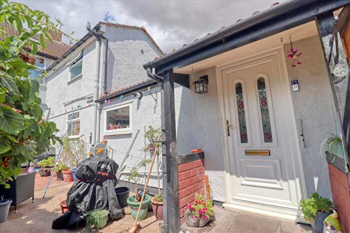 2 Bedroom Terraced House For Sale In Well Street, Brightlingsea, CO7