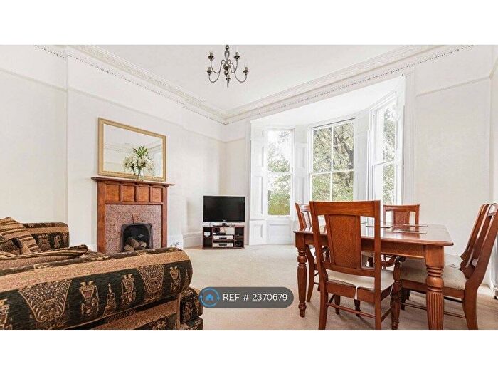 2 Bedroom Flat To Rent In Bramley Hill, South Croydon, CR2