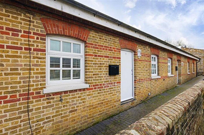 1 Bedroom Terraced House For Sale In Hillside Place, Cockering Road, Chartham, CT4