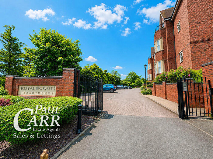 3 Bedroom Apartment For Sale In Royal Court Apartments, Lichfield Road, Four Oaks, Sutton Coldfield, B74