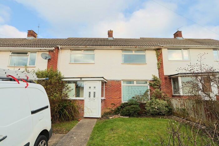 4 Bedroom Terraced House To Rent In St Lucia Crescent, Bristol, BS7