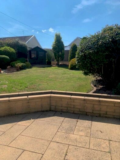 3 Bedroom Bungalow To Rent In Rydal Avenue, Weston-super-Mare, BS24