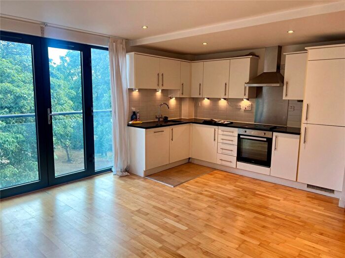 1 Bedroom Flat For Sale In Colton Square, Leicester, LE1