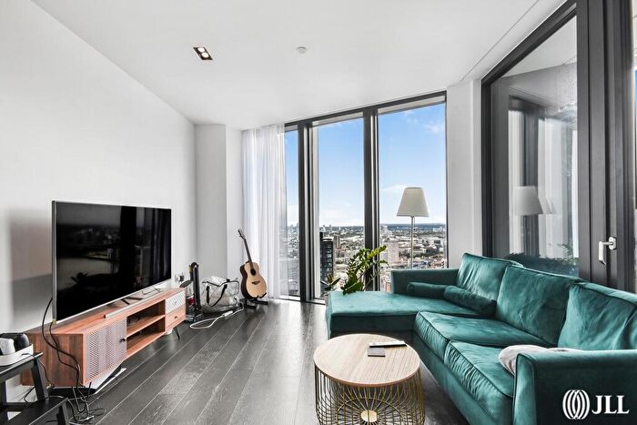 2 Bedroom Apartment To Rent In Amory Tower, Marsh Wall, E14