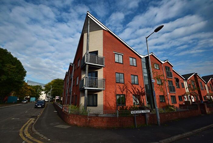 2 Bedroom Apartment To Rent In Newcastle Street, Hulme, Manchester, M15