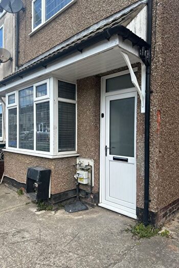 1 Bedroom Flat To Rent In Eleanor Street, Grimsby, DN32