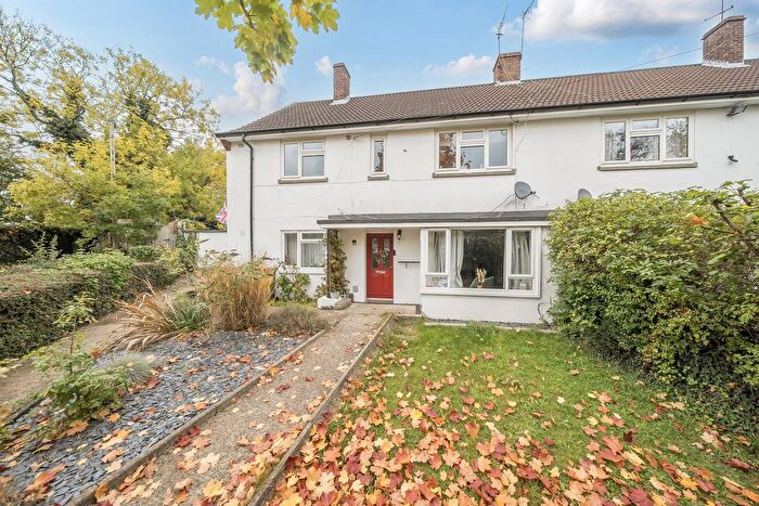 2 Bedroom Maisonette For Sale In Abbots Avenue West, St. Albans, AL1