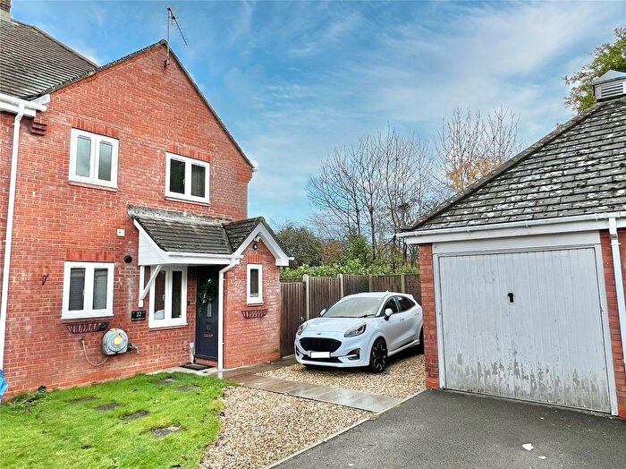 3 Bedroom End Terrace House For Sale In Rosefields, Blandford St. Mary, Blandford Forum, Dorset, DT11