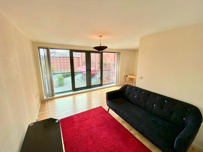 2 Bedroom Flat To Rent In Shaws Alley, Liverpool, L1
