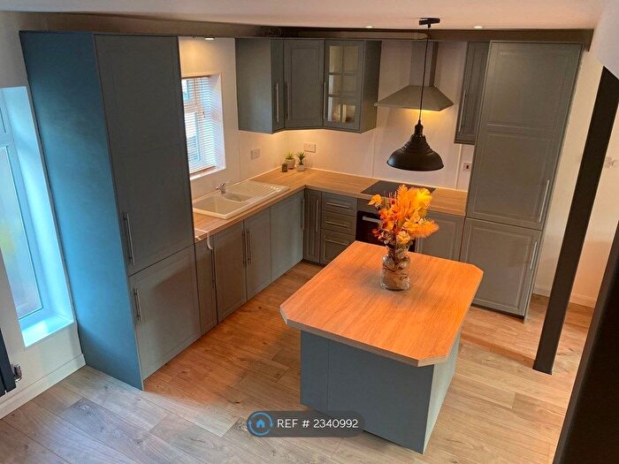 3 Bedroom Terraced House To Rent In Stennett Avenue, Spalding, PE11