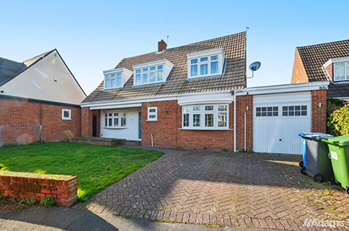 3 Bedroom Detached House For Sale In Langford, Hale Village, L24