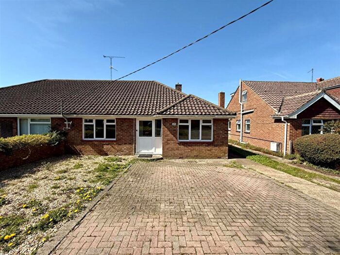 2 Bedroom Semi-Detached Bungalow For Sale In Wood Lane, Small Dole, Henfield, BN5