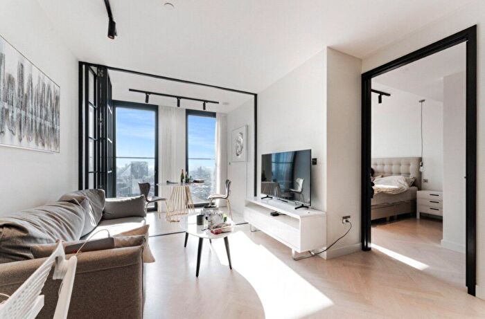 1 Bedroom Apartment To Rent In One Crown Place, City, London, EC2A