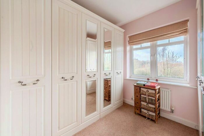 5 Bedroom Detached House To Rent In Padelford Lane, Stanmore, HA7