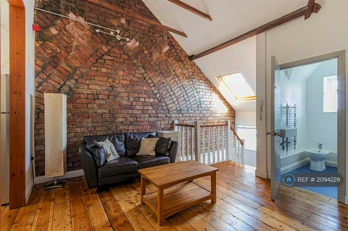 2 Bedroom Flat To Rent In Princes Street, Cardiff, CF24