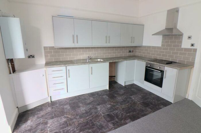 2 Bedroom Flat To Rent In South Road, Liverpool, L22