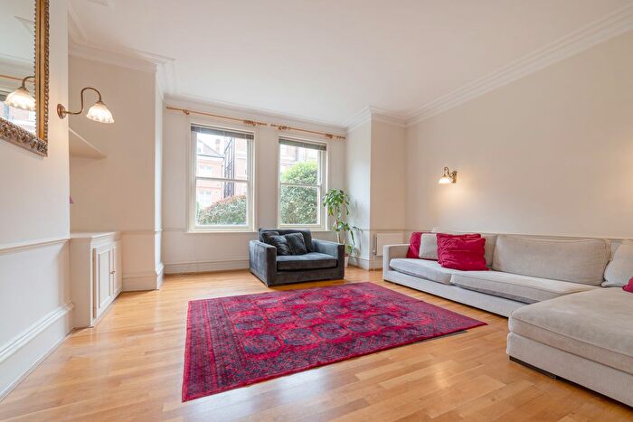 4 Bedroom Flat To Rent In Leinster Mansions, Langland Gardens, Hampstead, NW3