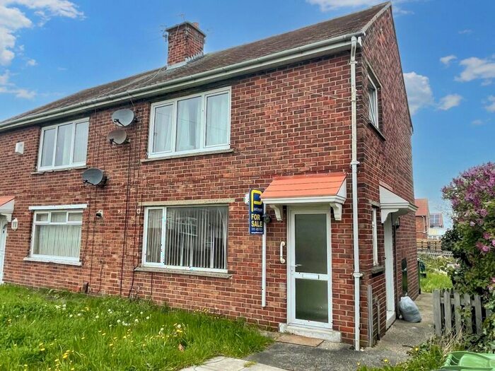 1 Bedroom Flat To Rent In Perth Avenue, Scotch Estate, Jarrow, Tyne And Wear, NE32