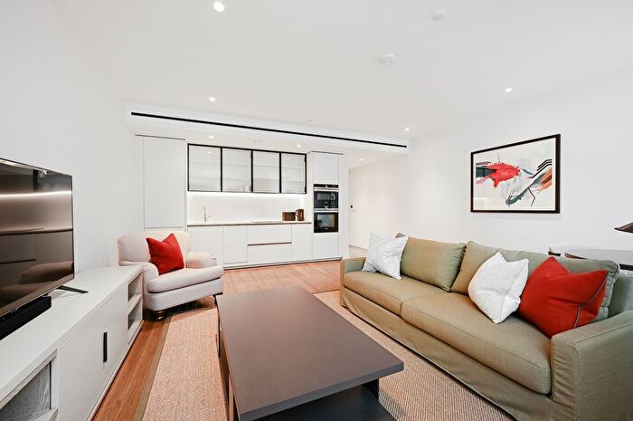 2 Bedroom Flat To Rent In Morely House, London, W1W