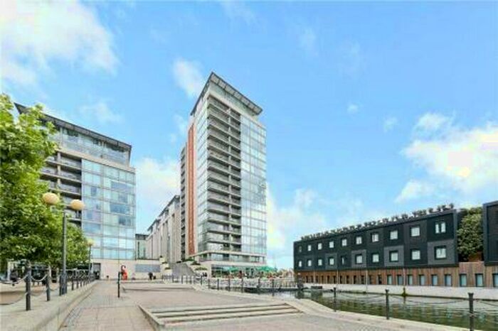 1 Bedroom Apartment To Rent In Coral Aprtment, Western Gateway, Royal Victoria Dock, Excel, Canary Wharf, London, E16
