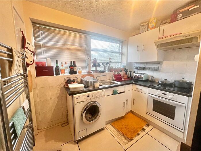 2 Bedroom Flat For Sale In Cedar Court, Pear Tree Drive, Great Barr, B43
