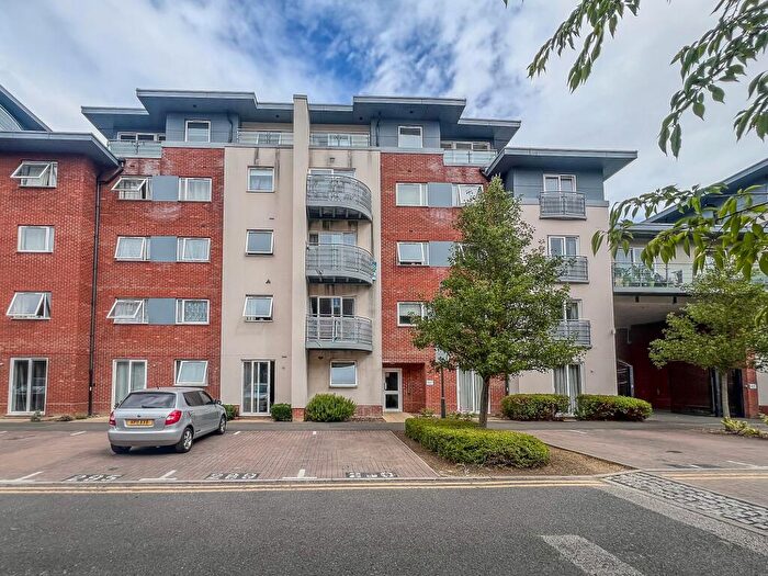 2 Bedroom Apartment To Rent In Coxhill Way, Stanton House Coxhill Way, HP21
